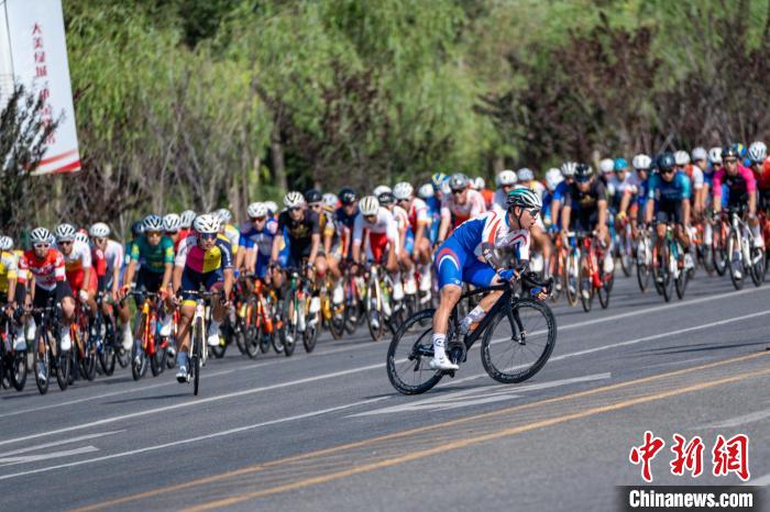 2024年全国公路自行车锦标赛在内蒙古鄂尔多斯市