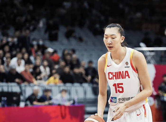 女篮力克捷克锁定世预赛关键胜局 韩旭罗欣棫联