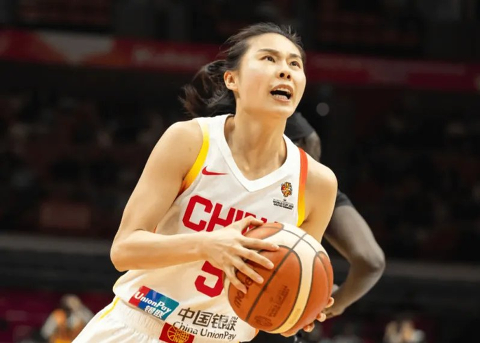 女篮力克捷克锁定世预赛关键胜局 韩旭罗欣棫联